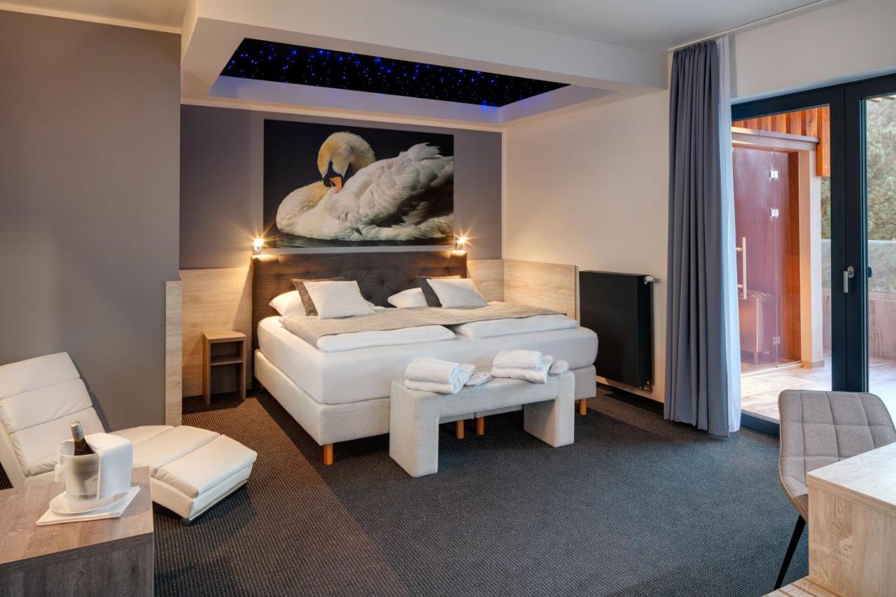 Atlantis Hotel